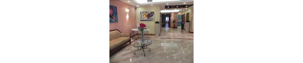 Hotel President פומזיה מראה חיצוני תמונה